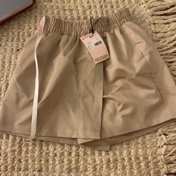 NWT khaki fold over skort - Picture 1 of 4